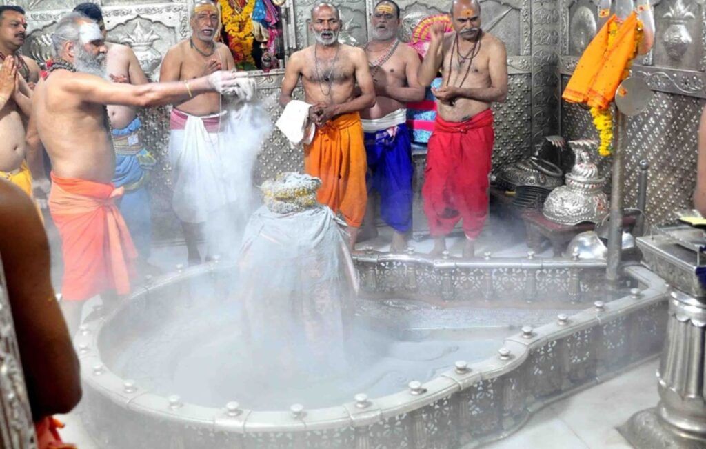 mahakaleshwar bhasma aarti